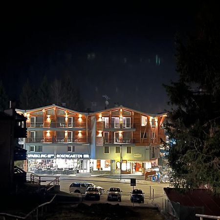 Hotel Rosengarten Madonna Exteriör bild